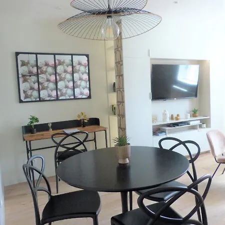 דירה Coeur Rouennais 4p - Centre Historique - Rue Pietonne - Internet -wifi *