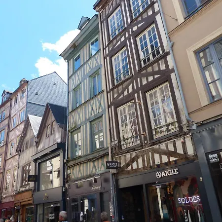 Appartement Coeur Rouennais 4p - Centre Historique - Rue Pietonne - Internet -wifi Rouen