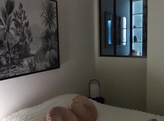 Apartment Coeur Rouennais 4p - Centre Historique - Rue Pietonne - Internet -wifi *