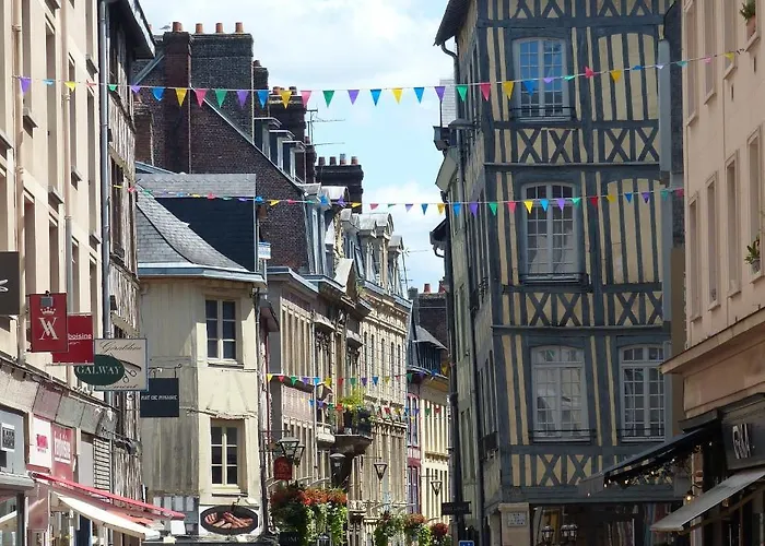 Coeur Rouennais 4p - Centre Historique - Rue Pietonne - Internet -wifi